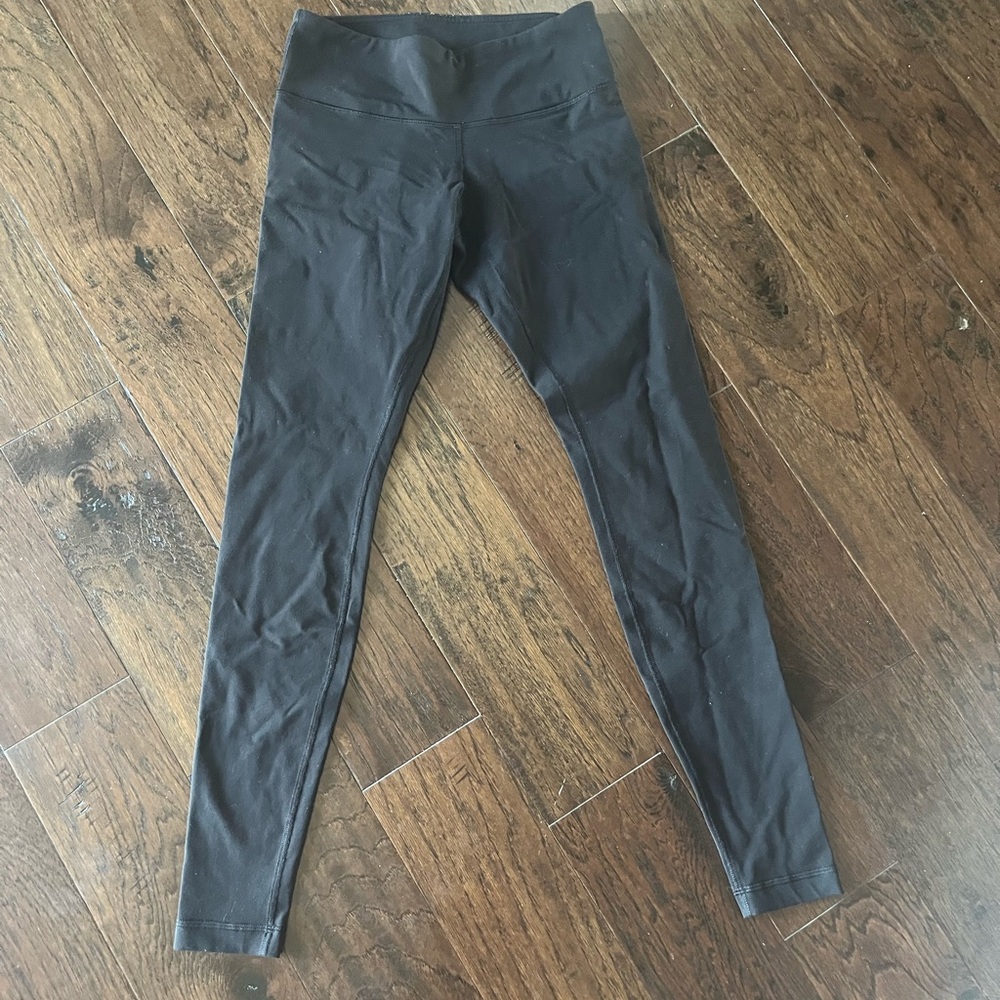 Lululemon leggings black size 6